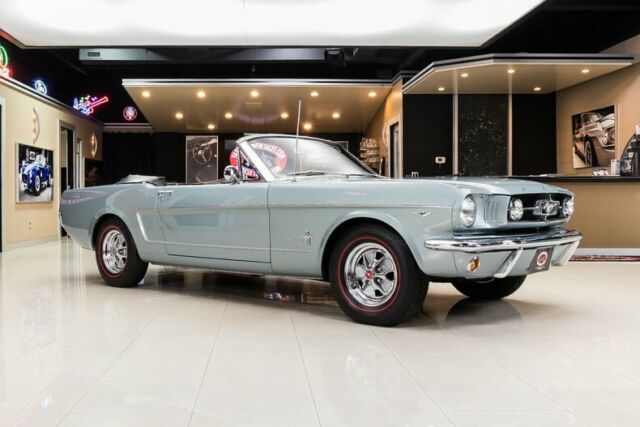 Ford Mustang 1965 image number 33