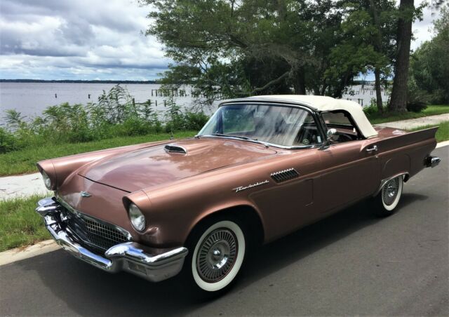 Ford Thunderbird 1957 image number 42