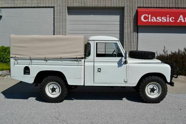 Land Rover PICKUP 1972 image number 1