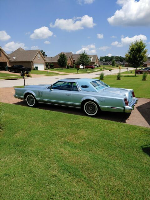 Lincoln Continental 1978 image number 10