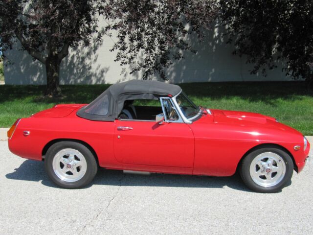 MGB ROADSTER 1979 image number 26