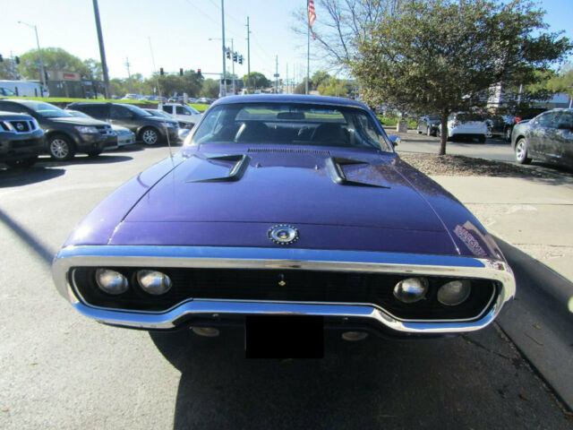 Plymouth Road Runner 1971 image number 29