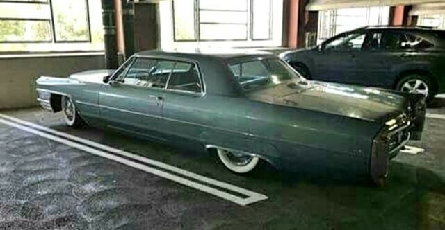 Cadillac DeVille 1965 image number 12