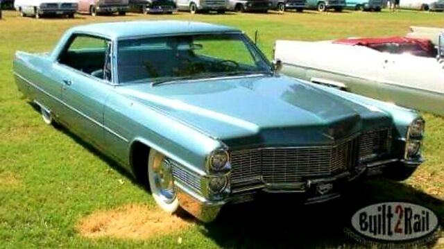 Cadillac DeVille 1965 image number 16