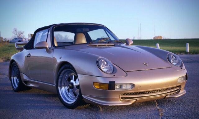 Porsche 930 TURBO CABRIOLET 1977 image number 11