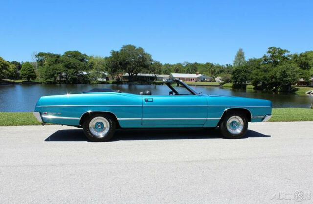 Ford Galaxie 1969 image number 1