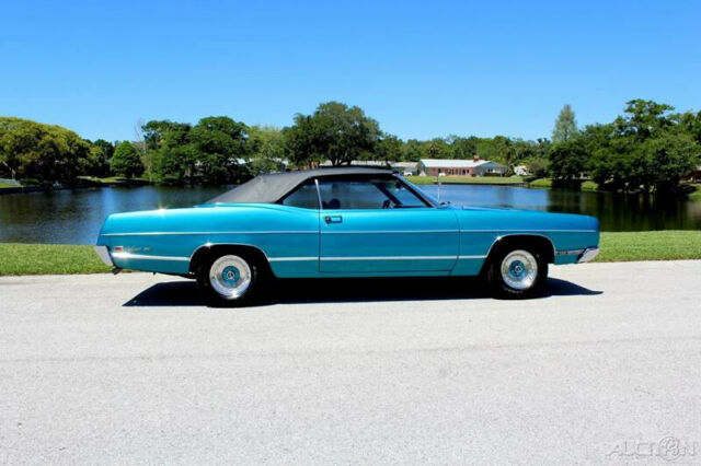 Ford Galaxie 1969 image number 30