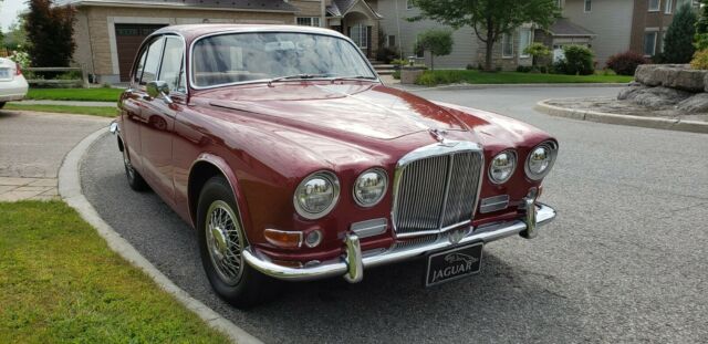 Jaguar 420 1968 image number 0