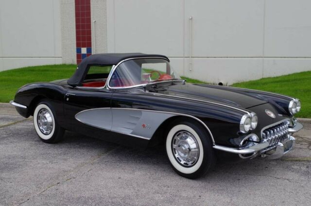 Chevrolet Corvette 1959 image number 25