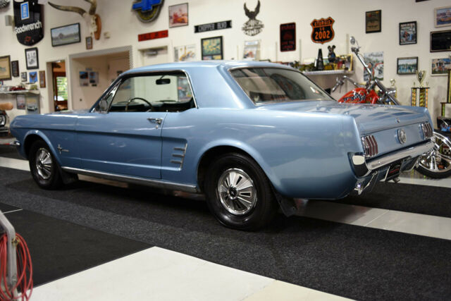 Ford Mustang 1966 image number 31