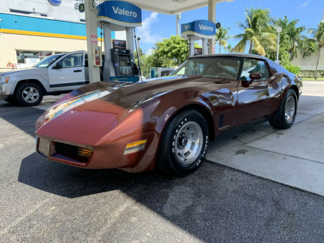 Chevrolet Corvette 1977 image number 0