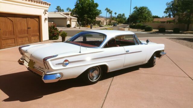 Chrysler 300 Series 1962 image number 2