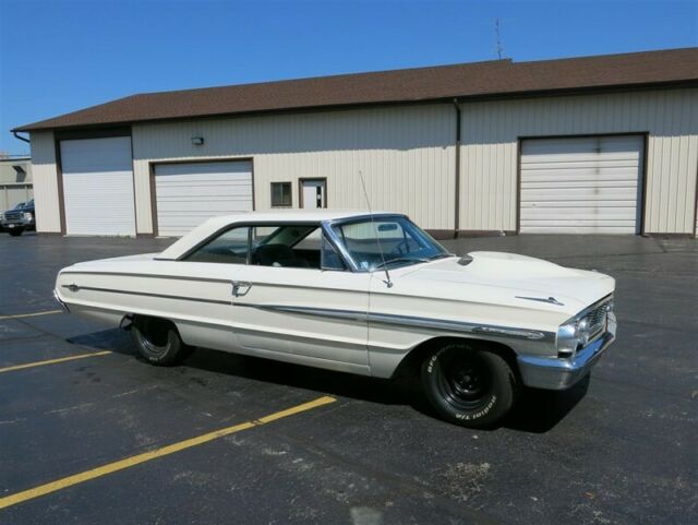 Ford Galaxie 500XL, 1964 image number 18