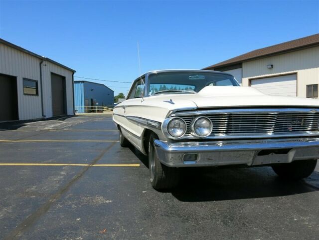 Ford Galaxie 500XL, 1964 image number 23