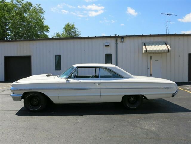 Ford Galaxie 500XL, 1964 image number 29