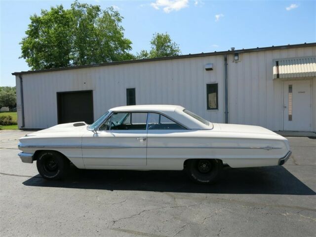 Ford Galaxie 500XL, 1964 image number 30