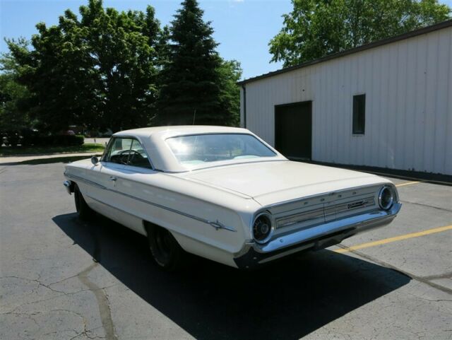 Ford Galaxie 500XL, 1964 image number 9