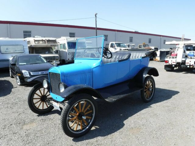 Ford Model A 1924 image number 0