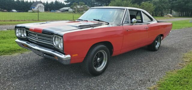 Plymouth Road Runner 1969 image number 1