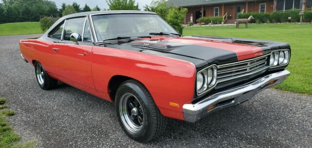 Plymouth Road Runner 1969 image number 10