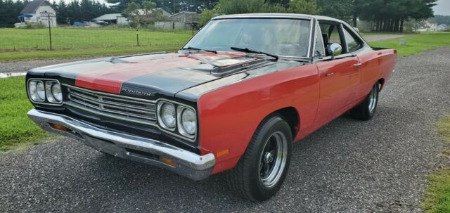 Plymouth Road Runner 1969 image number 2