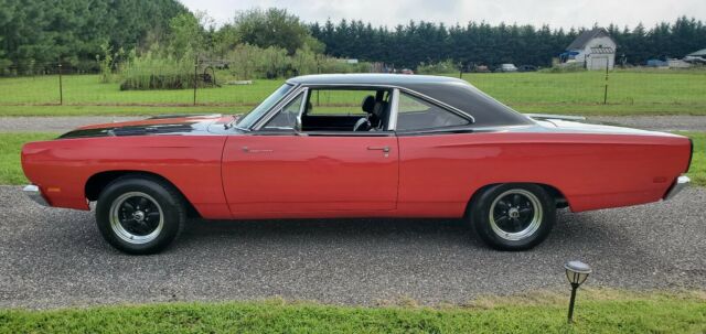 Plymouth Road Runner 1969 image number 27