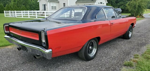 Plymouth Road Runner 1969 image number 31