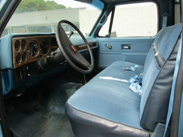 Chevrolet C-10 1977 image number 25