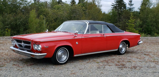 Chrysler 300 Series 1963 image number 12