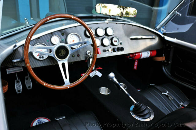 Shelby Cobra 1965 image number 20