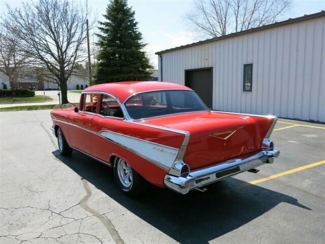 Chevrolet Bel Air, 1957 image number 33