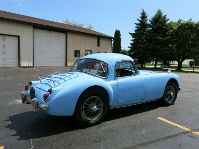 MG MGA 1961 image number 33