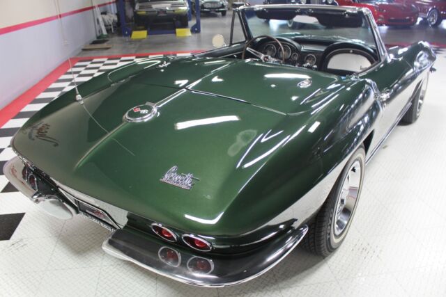 Chevrolet Corvette 1967 image number 13