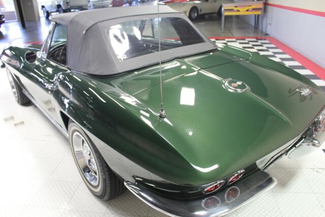 Chevrolet Corvette 1967 image number 38