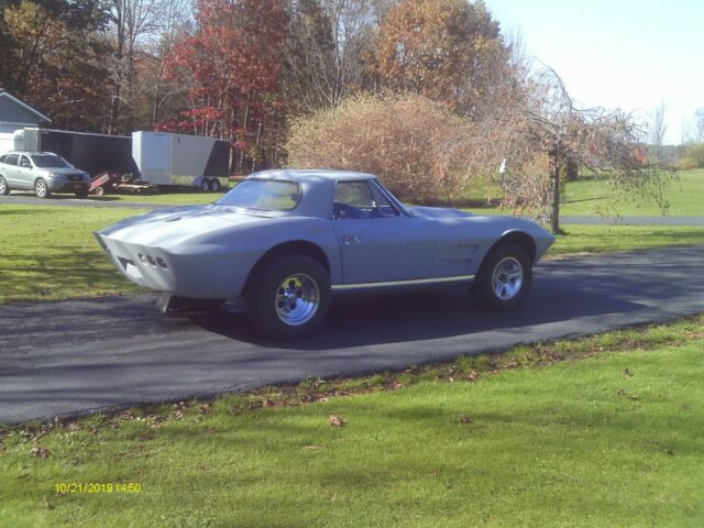 Chevrolet Corvette 1964 image number 23