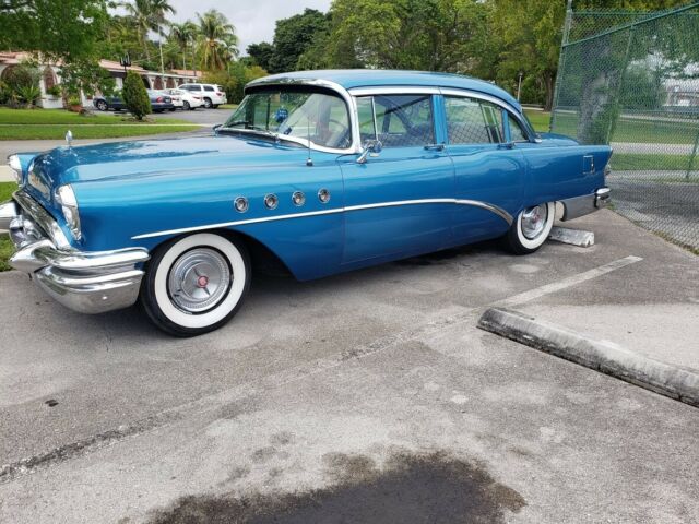 Buick Roadmaster 1955 image number 16