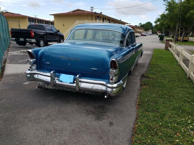 Buick Roadmaster 1955 image number 18