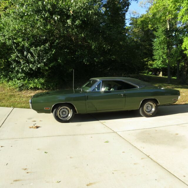 Dodge Charger 1970 image number 2