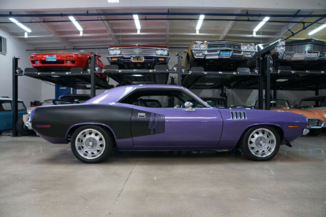 Plymouth Barracuda 2 Dr Htop Custom 1971 image number 3