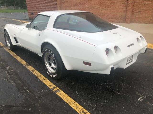 Chevrolet Corvette 1979 image number 1