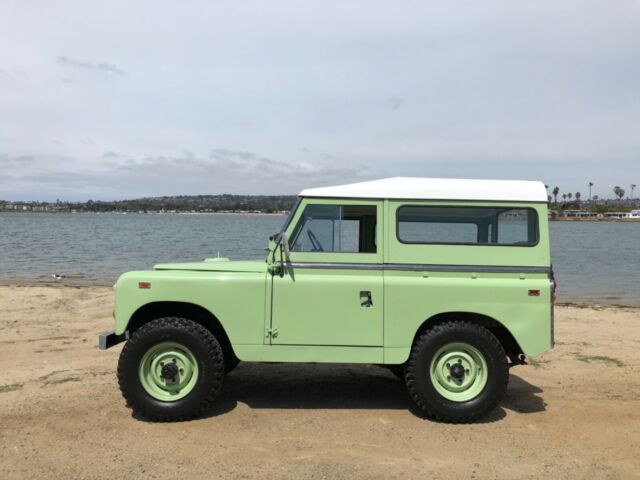 Land Rover Series II a 1969 image number 10