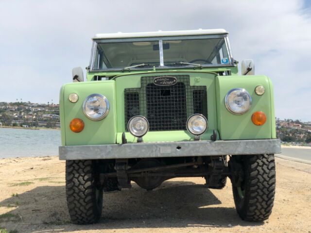 Land Rover Series II a 1969 image number 12