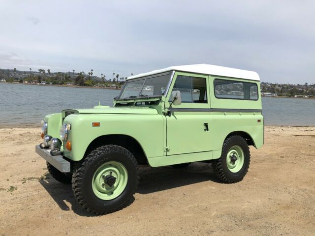 Land Rover Series II a 1969 image number 25