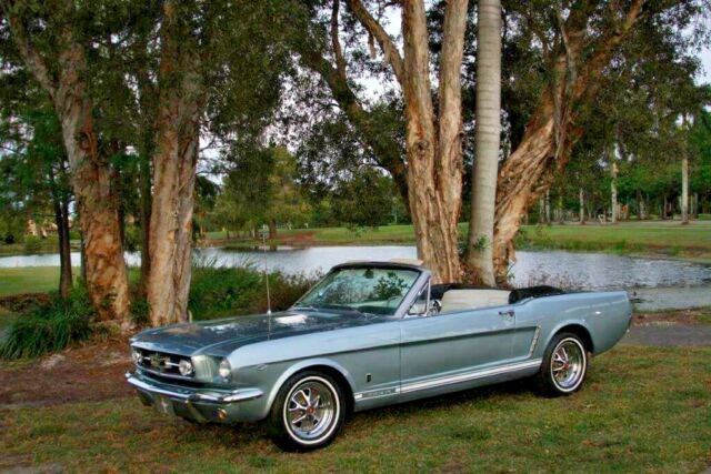 Ford Mustang 1965 image number 0