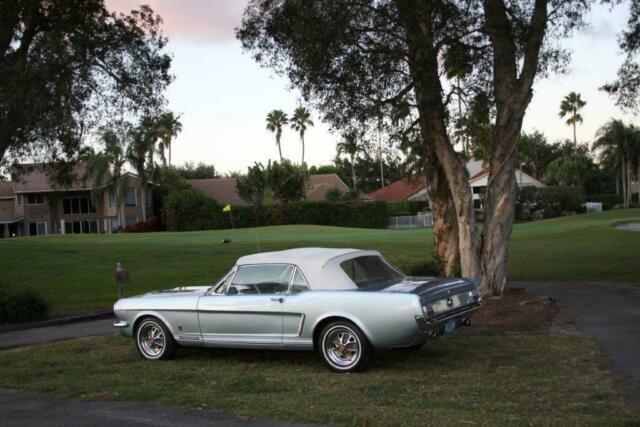 Ford Mustang 1965 image number 3