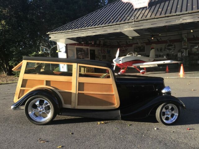 Ford Woody 1933 image number 4