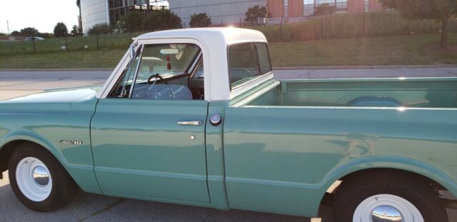 Chevrolet C-10 1969 image number 18