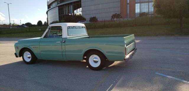 Chevrolet C-10 1969 image number 3