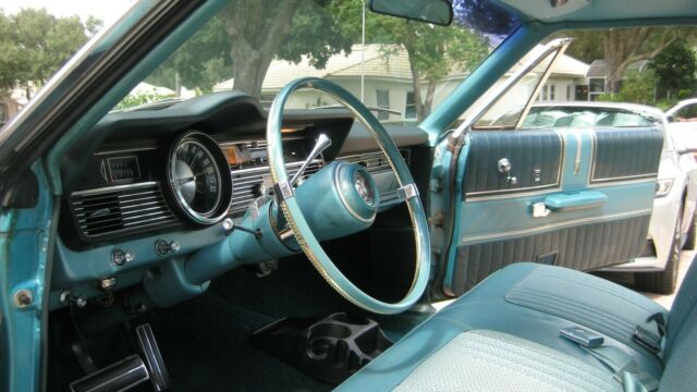 Mercury Montclair 1967 image number 2