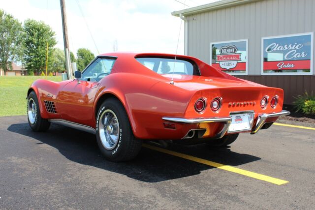 Chevrolet Corvette 1971 image number 2